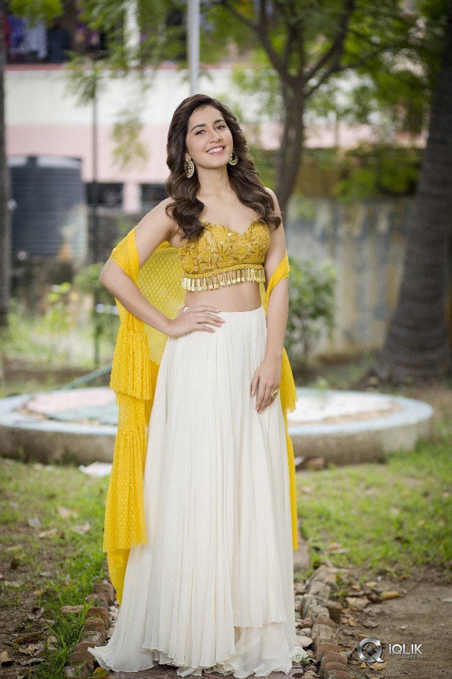 Rashi-Khanna-New-Stills